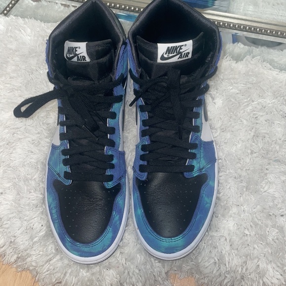 COPY - Jordan 1 Retro High Tie Dye - Picture 3 of 5